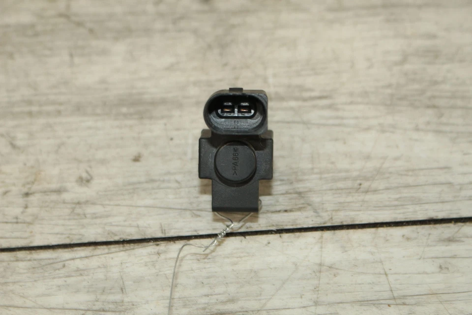 Piezas de inyección de combustible diversas AUDI S8 13 14 15 16 17 Foto 4 de 4