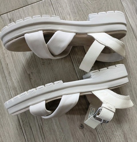 TIMBERLAND SANDALIAS MUJER LONDON VIBE X CORREA BLANCAS GRANO COMPLETO talla 8 UK W - Imagen 5 de 10