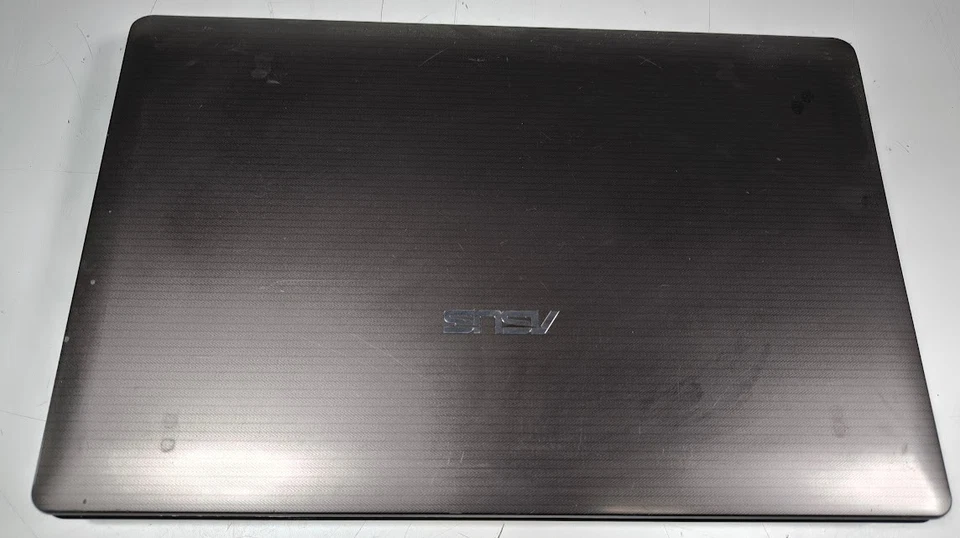 Laptop Asus X93SV-YZ099V - Per Parti, Senza HDD, Segni Di Utilizzo - Immagine 4 di 4