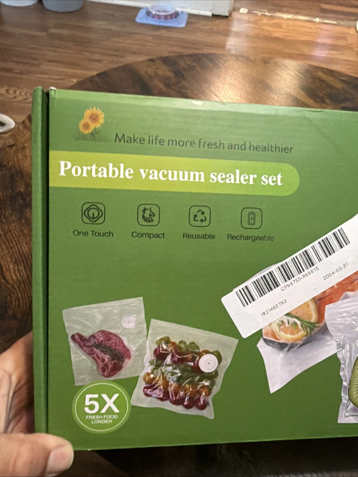Handheld Vacuum Sealer Portable Cordless Food Sealer w Reusable Vacuum Bags Open