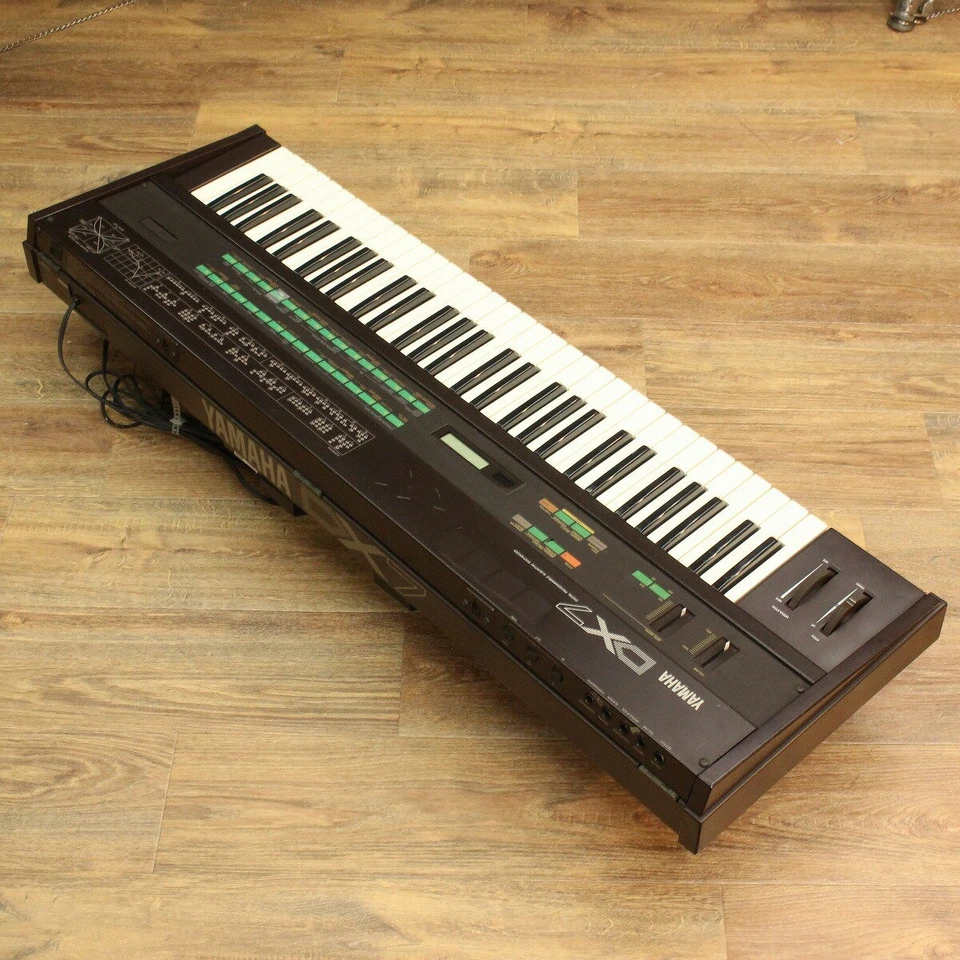 Yamaha DX7 Tested and Working 61 Key Synthesizer Vintage From Japan - Image 2 of 4