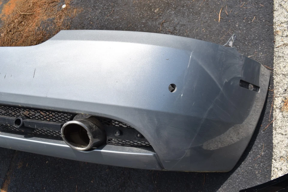 ASTON MARTIN DB9 REAR BUMPER FACTORY OEM LOCAL PICKUP 2012 Foto 3 de 4