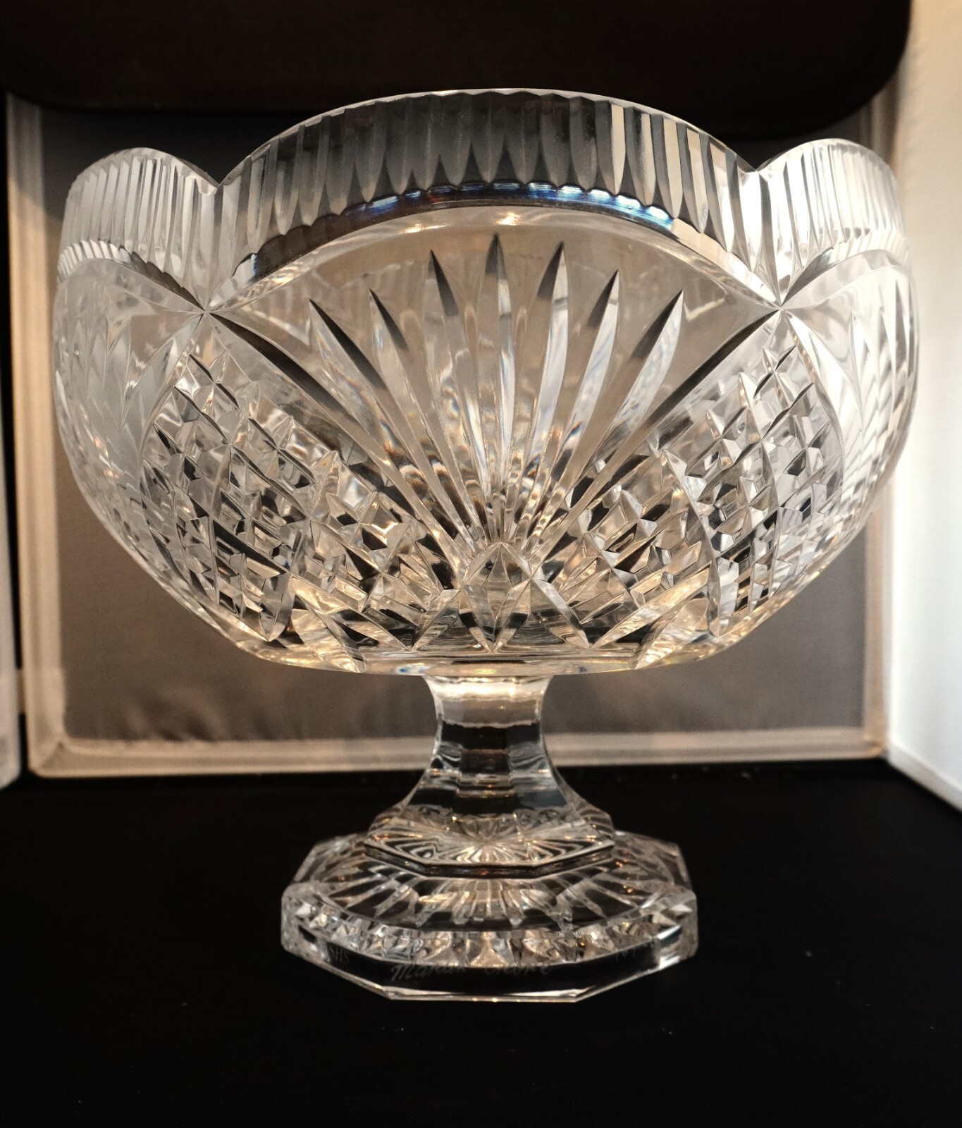Waterford Cashs Ireland Artist signed num. blackthorn crystal bowl