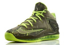 NEW NIKE LEBRON XI,11 LOW MEDIUM KHAKI,OLIVE,VOLT BASKETBALL,SHOES-SZ 6Y,644534