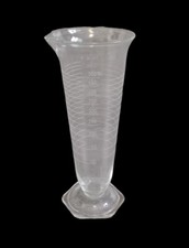 Pyrex Vintage 500ml  Made In USA Apothecary Vase Style Glass Beaker Tiny Chip