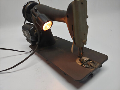 Vintage Singer Sewing Machine Cat. No. BZ 6-8 | eBay