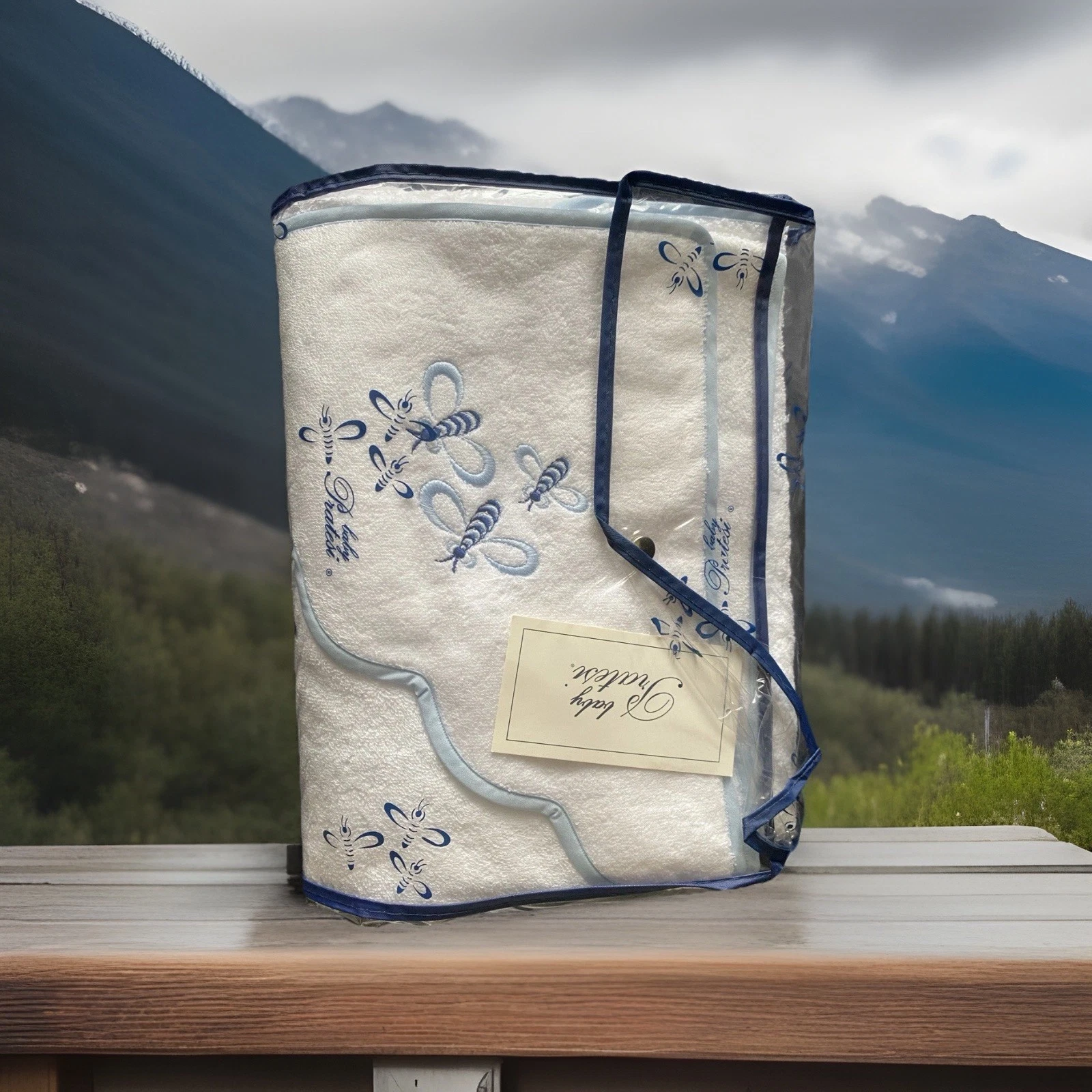 Pratesi Hooded Baby Towel Classic Bees White/blue
Opens in a new window or tab