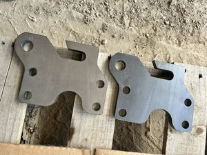 JOHN DEERE 1025R 1026R 2025R TRACTOR FRONT QUICK HITCH SUPPORT BRACKETS LVU34571
