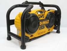 Dewalt DC011 Yellow AM FM Heavy Duty Battery Charger Worksite Radio 7.2 18V