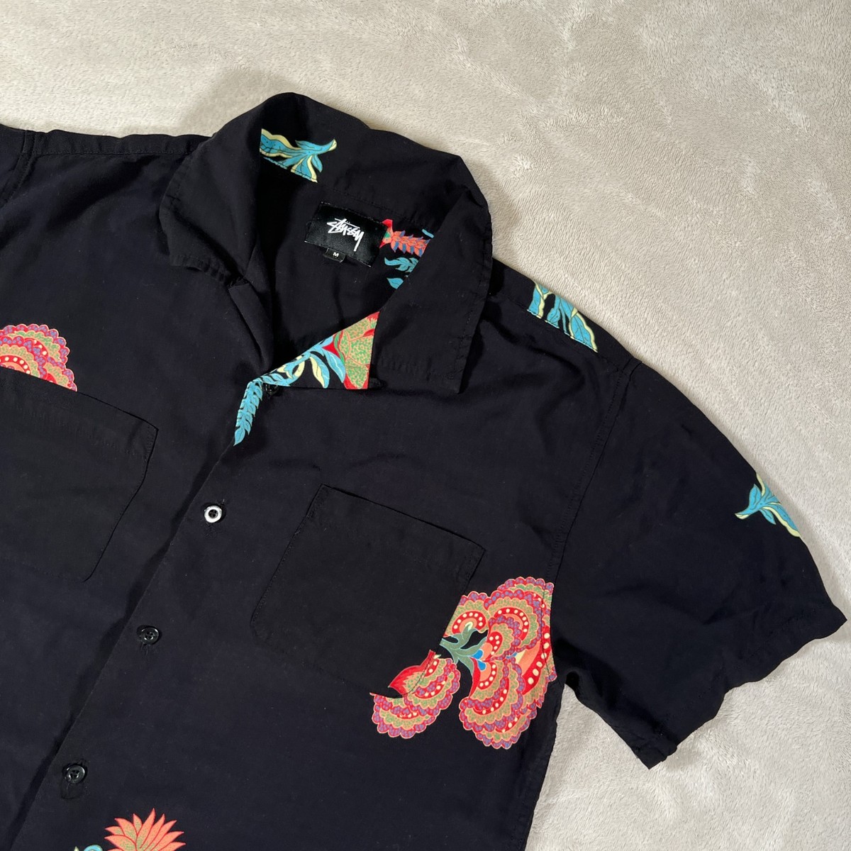 Stussy Hana Printed Button Up Shirt Mens Size Medium Black Floral