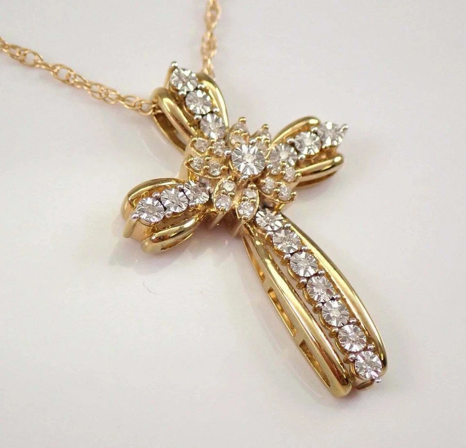 Colgante Cruz Diamante 1.50Ct Corte Redondo VVS1 Chapado en Oro Amarillo 14K Cadena Libre 18" Foto 4 de 4