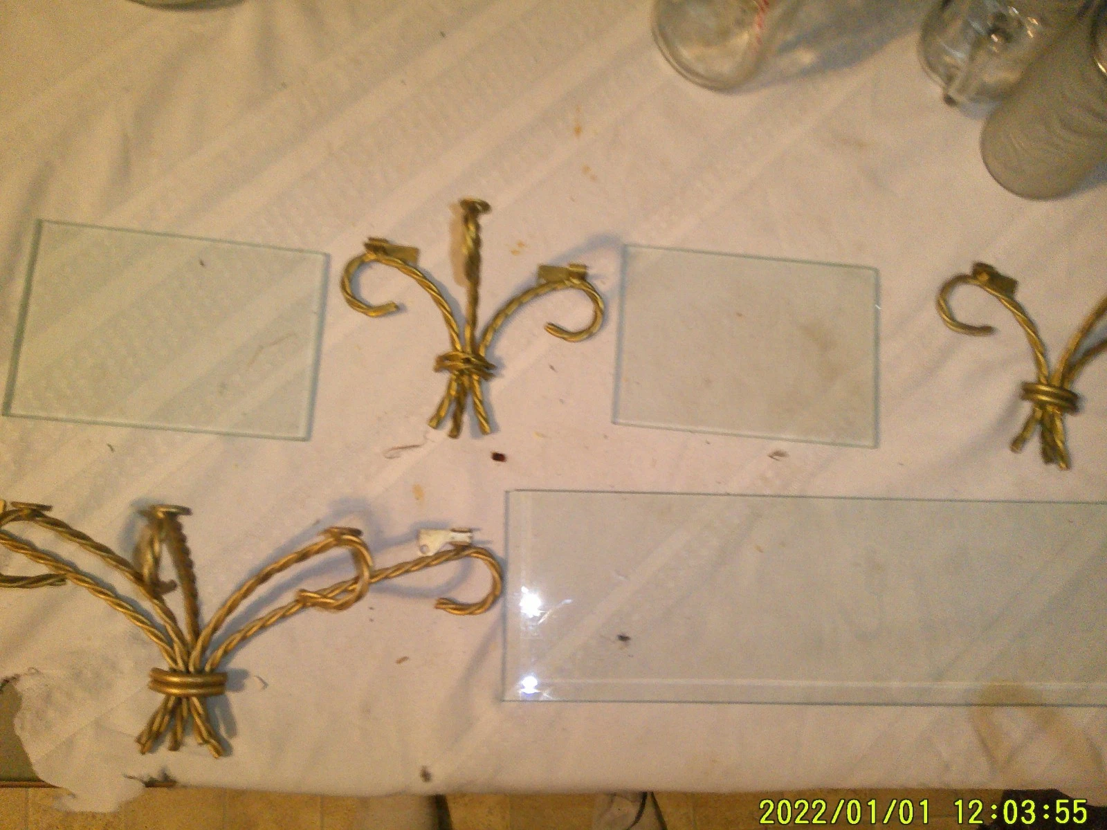 VINTAGE WALL DECORATIVE HOME INTERIOR ROPE LOOK METAL BOTTOMS GLASS TOPS