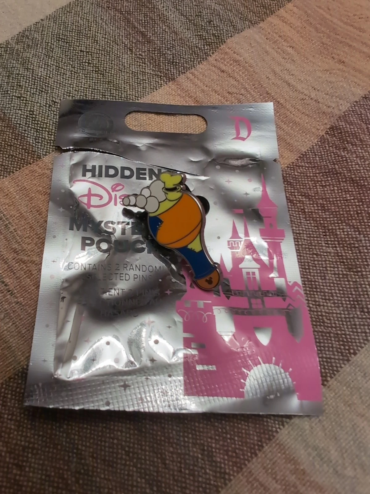 Disney Goofy Bubble wand Disneyland Hidden Mickey Disney Wave B 2025 Pin