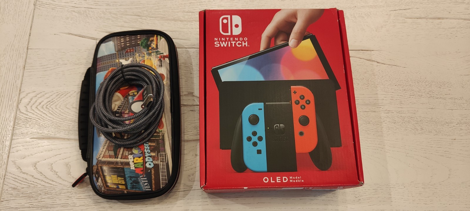 Nintendo Switch Modello OLED + Omaggi