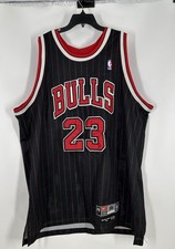 Ultimate Chicago Bulls Collector and Super Fan Gift Guide  49