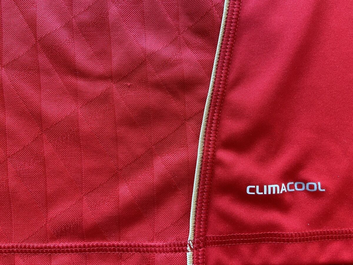 LIVERPOOL 2011 2012 HOME FOOTBALL SHIRT SOCCER JERSEY ADIDAS LIVERPOOL 2011 2012 HOME FOOTBALL SHIRT SOCCER JERSEY ADIDAS
