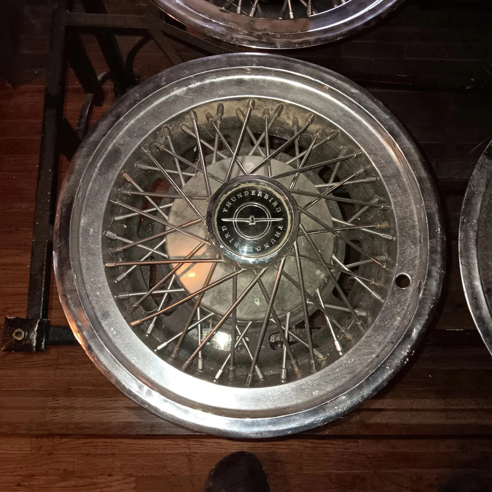 1974-79 Ford Thunderbird Wire 15" Hubcap Wheelcover Original Vintage Parts - Изображение 4 из 4
