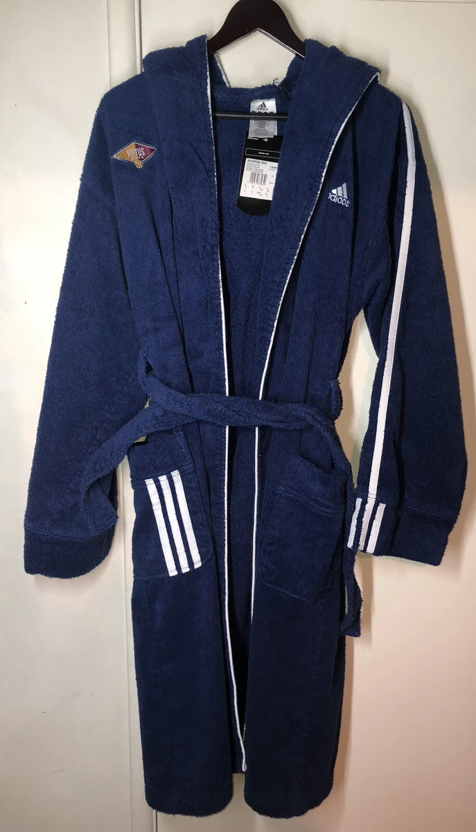 pantaloni adidas bottoni