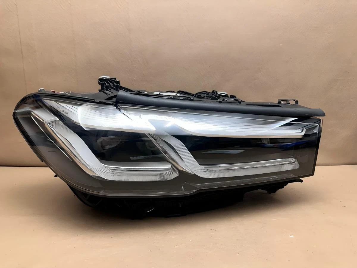 2021-23 BMW 5 SERIES 530I 540I 550IX G30 LED Adaptive Right SILVER HEADLIGHT OEM