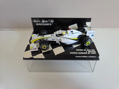 Minichamps 1/43 Brawn BGP001 J. Button - Winner Bahrain Gp 2009 - 400090322