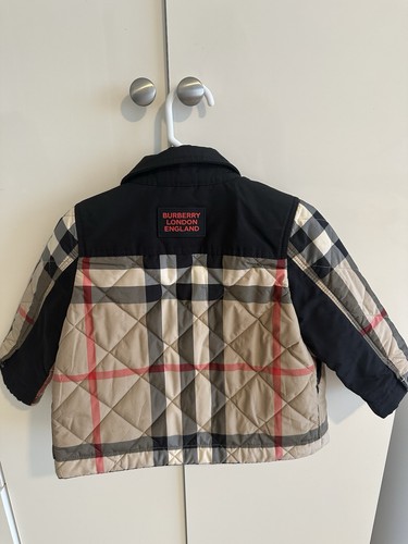 Burberry Kids Winter / Fall / Spring Jacket. Beige. (unisex) - Picture 7 of 7