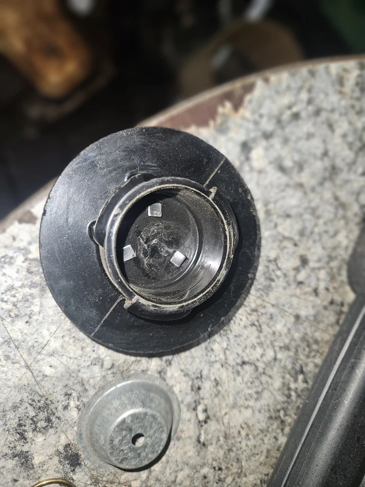 60s 70s International Harvester Truck Scout  Horn Button Original Loadstar OEM - Image 3 of 4