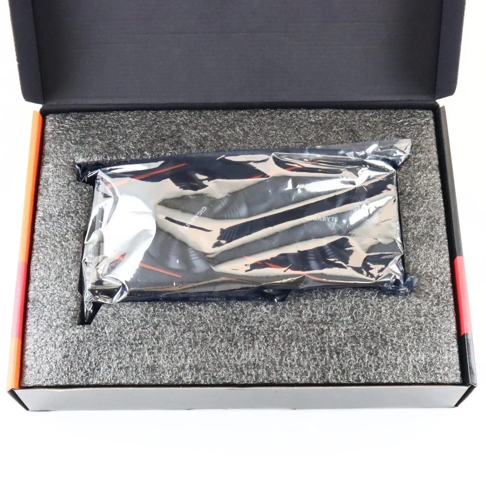 GIGABYTE Radeon RX 570 4GB Graphics Card (GV-RX570GAMING-4GD)- NEW - Image 2 of 4