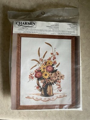New Vintage 70s Charmin #2849 Douce-Amere / Bittersweet Crewel Kit 14x18  Floral