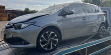 TOYOTA AURIS 1.8 HYBRID - BREAKING SPARES +4 WHEEL NUTS - 2015 - 2018
