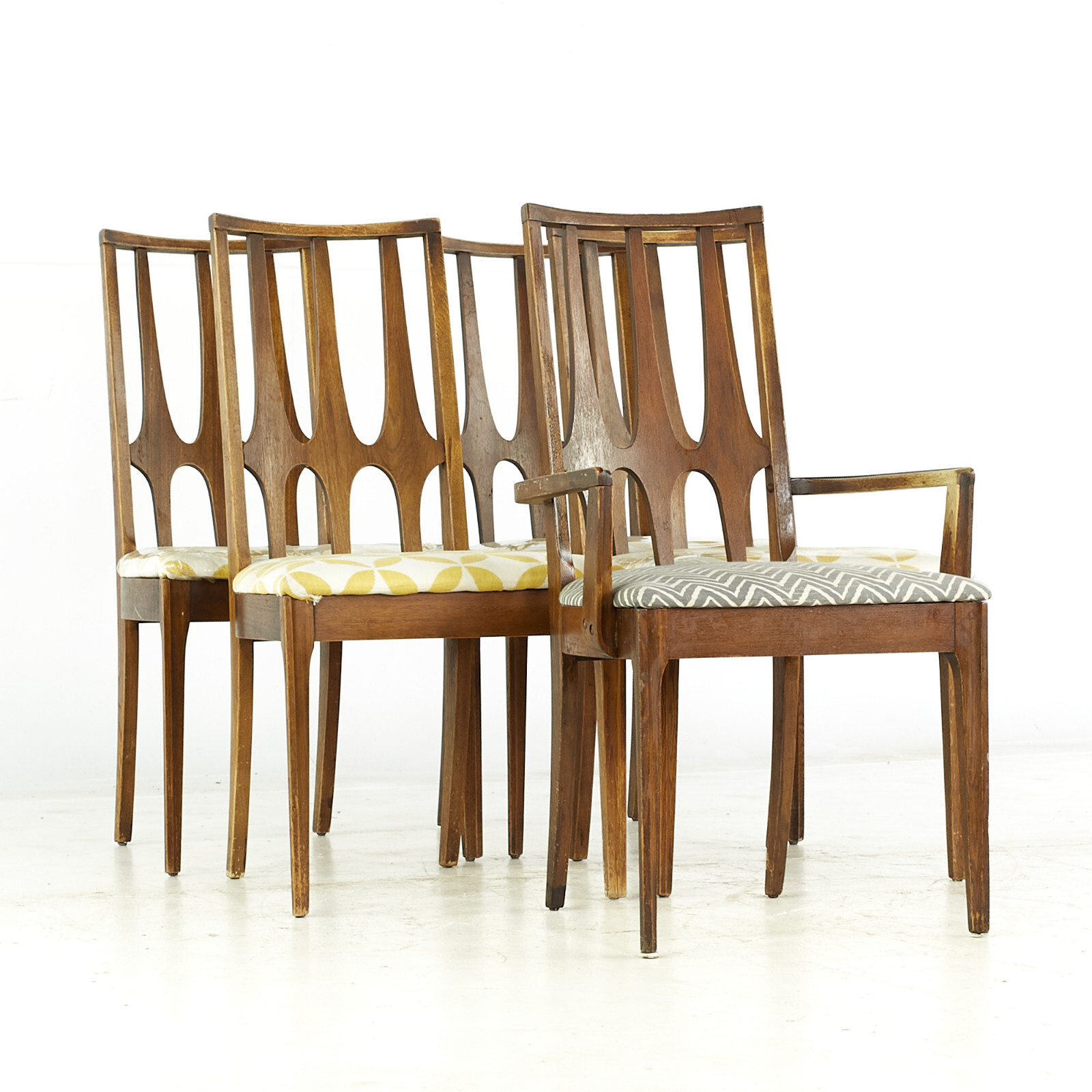 Broyhill Brasilia Mid Century Dining Chairs with One Captain Set of 5