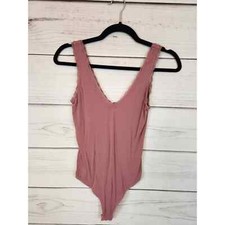 Wild Fable Women's Pink Sleeveless Solid V-Neck Waffle Texture Bodysuit Size XS