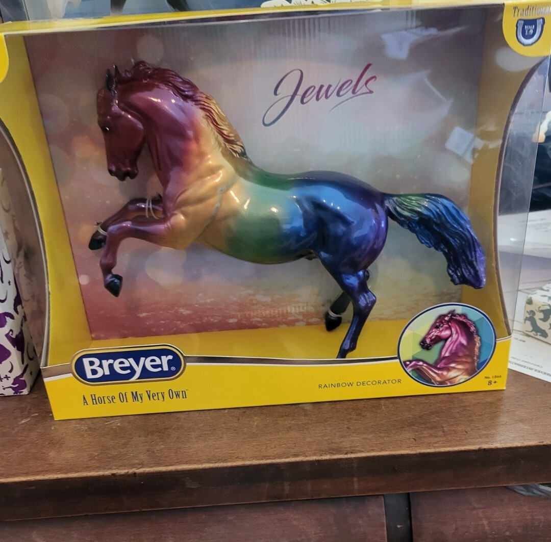 Breyer 1866 Jewels Fall 2022 Decorator !!!! In hand and STUNNING ...