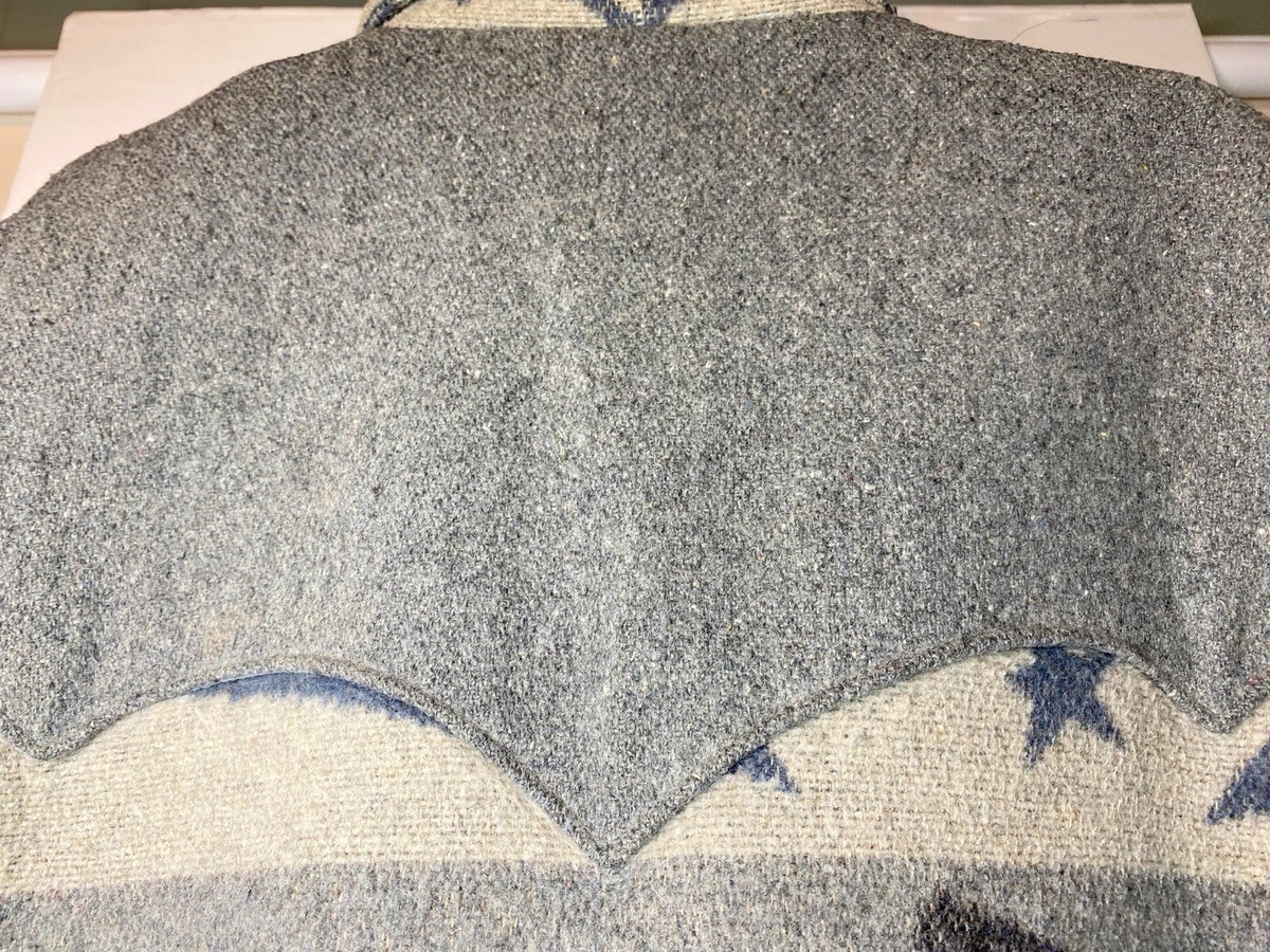 Pioneer Wear South Western Aztec Woman's, Long Coat Wool Pioneer Wear South Western Aztec Woman's, Long Coat Wool