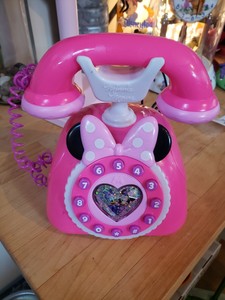 minnie's happy helpers telephone