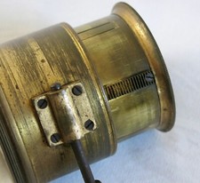 OBJECTIF ANCIEN, ancien objectif cinéma, projecteur, série 2  f 135  1 : 2 .