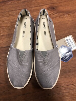 BNWT Women's Alpargata Plus Toms Shoes - Size 7.5