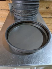 Qty of 10 12 inch pizza pans/ Heavy duty /Nesting