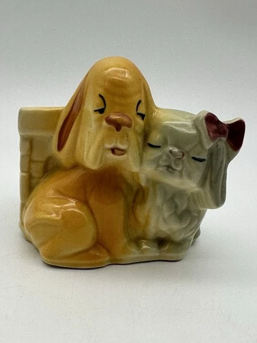 Vintage 1950s Shawnee Art Pottery Dog & Cat Planter USA 611 4.25" Tall
