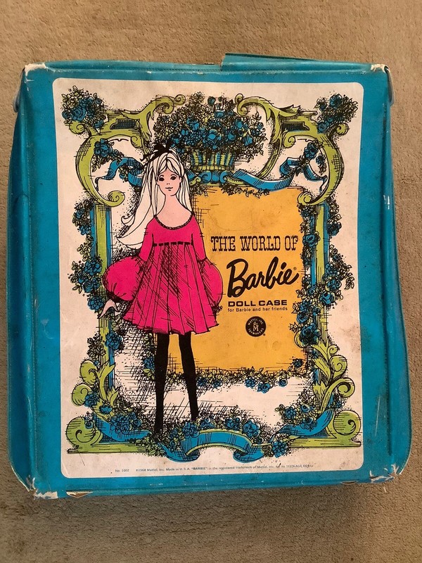Vintage Barbie Case And Accessories.  1960-1970’s