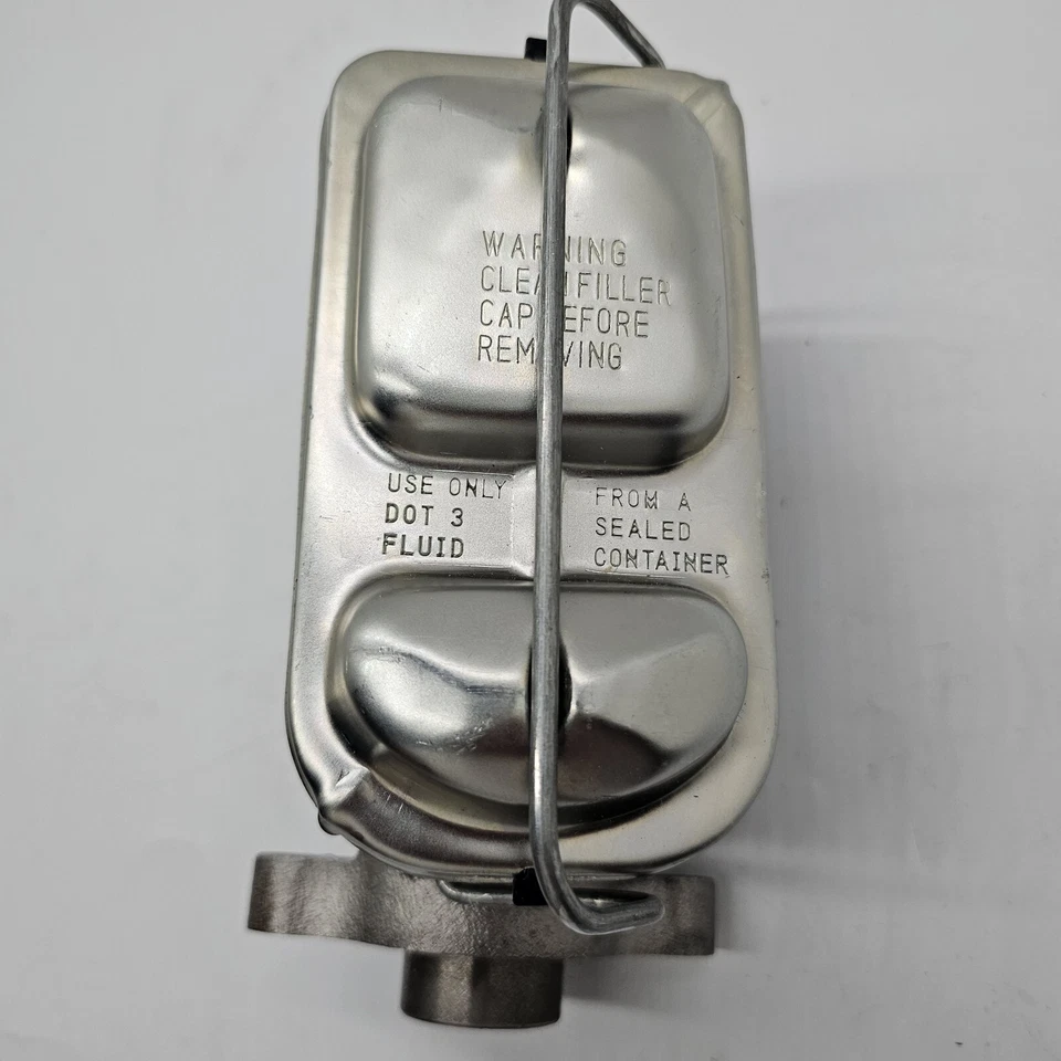 Cilindro maestro de freno Dorman para 1987-1991 GMC V1500 Suburban diésel 1988 1989 Foto 2 de 4