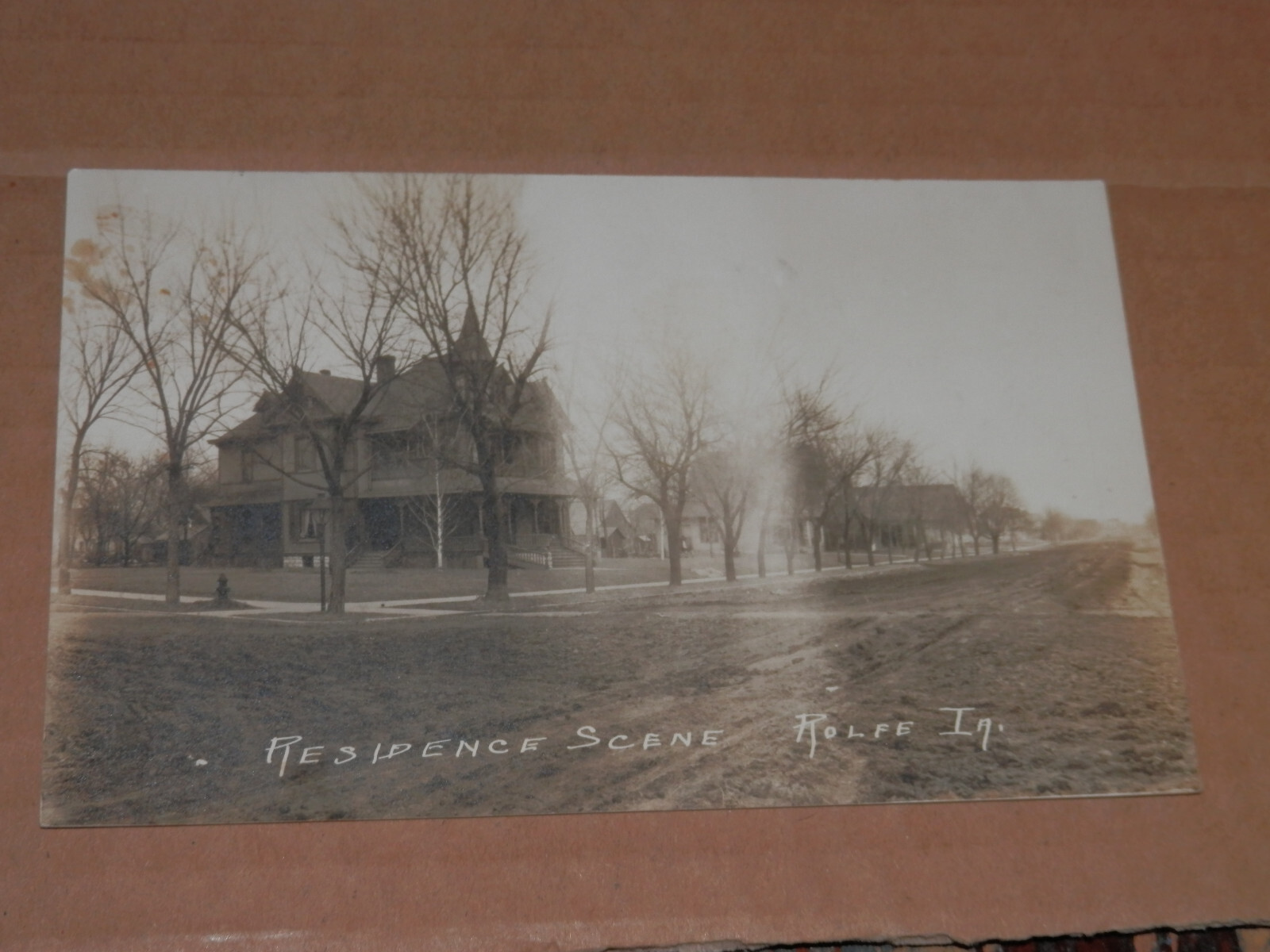 ROLFE IOWA 1910'S ERA REAL PHOTO POSTCARD RESIDENCE SCENE