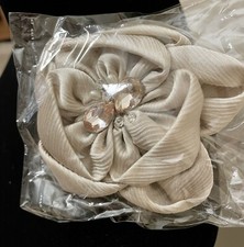 Lovely Flower Hair Clip Brooch Pin Floral Hair Accessories DIGI GRAY