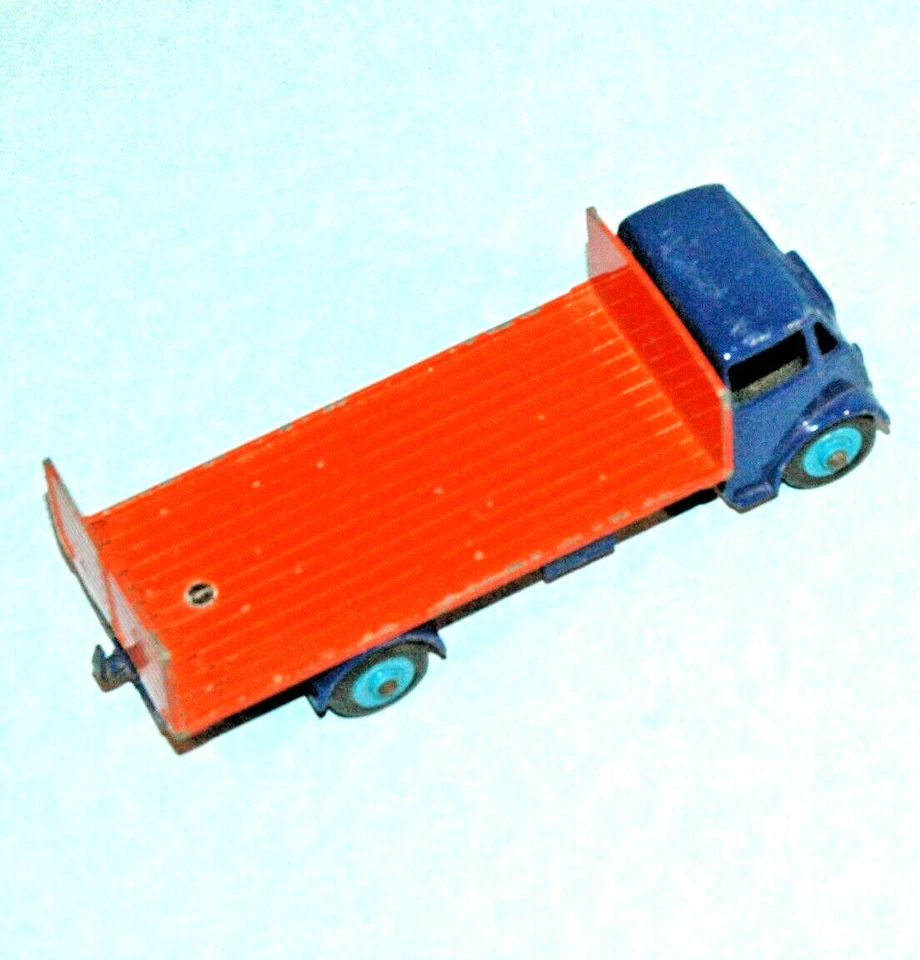 913 Meccano DINKY SUPERTOYS GUY OTTER FlatDeck Tailboard violet blue orange 1956 - Image 3 of 4