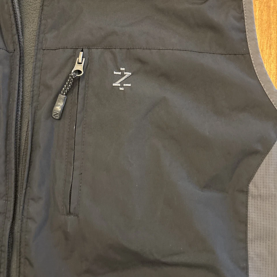 Izod PerformX Reversible Full Zip Vest Men’s Classic Black Gray Golf Xl - Image 4 of 4