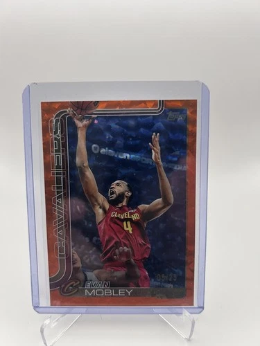 2025 Topps Basketball Orange Crackleboard Evan Mobley #82