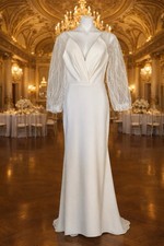 NWT Ivory Wedding Dress Size 6 Open Back Lace Train Long Sleeve Bridal Gown