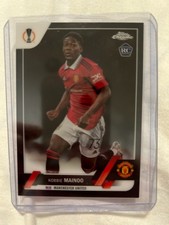 2022-23 TOPPS CHROME UCC KOBBIE MAINOO /10 Rookie Card. rookie card picture