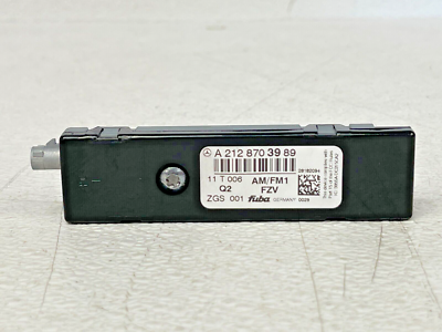 2010 2011 2012 MERCEDES BENZ E350 Am FM Antenna Amplifier Module  
