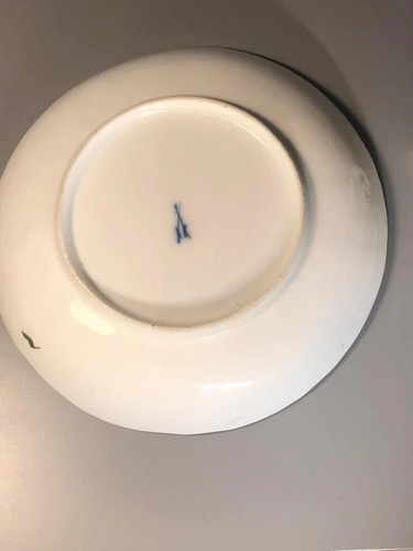 Meissen Porcelain Fruit, & Bugs Tea Cup & Saucer 1740 - Picture 18 of 18