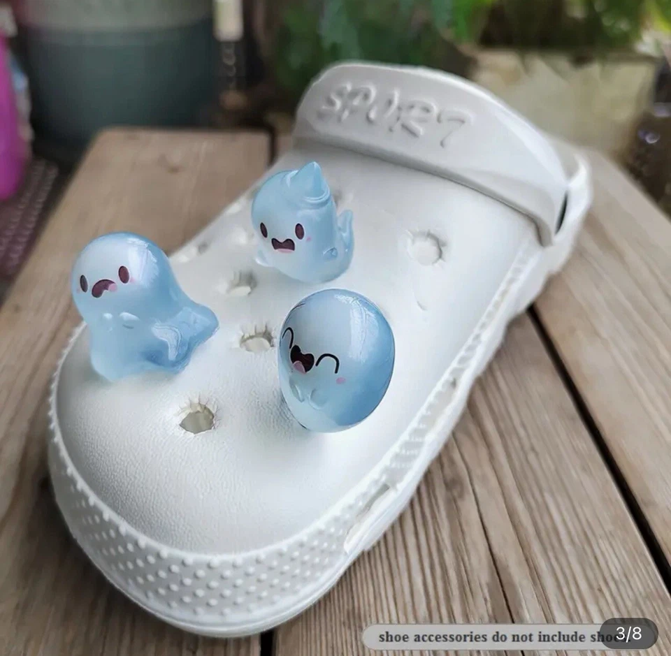 6 piezas Brilla en la Oscuridad Fantasma Halloween Para Cocodrilo Dijes Zapato Joyería Decoración Foto 3 de 4